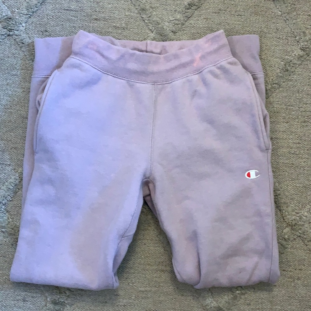 Lilac champion sweats
